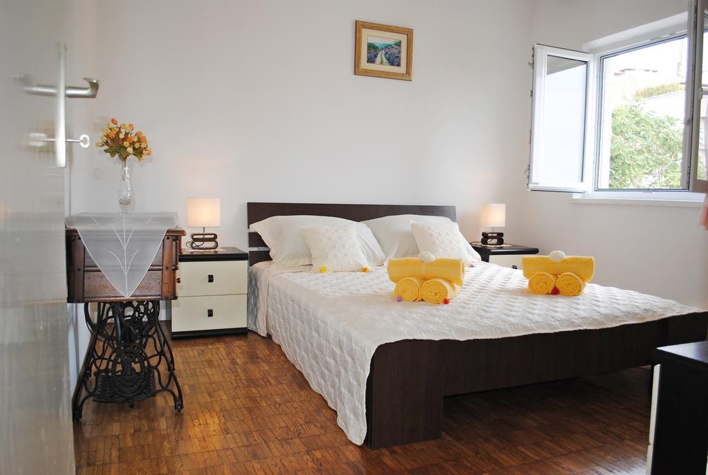 Fantastic Apartment Split Room photo